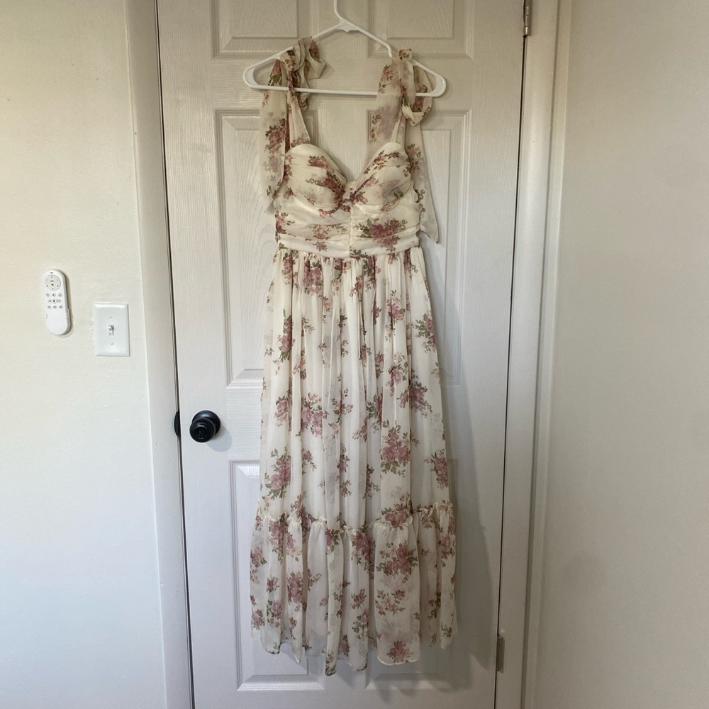 Premier Cream Floral Maxi Dress